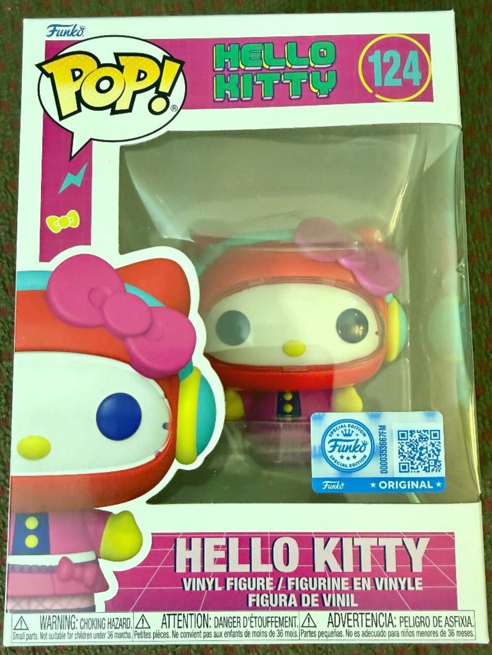 Funko Pop Hello Kitty 124 Special Edition 80s Retro Rainbow Headphones Sanrio